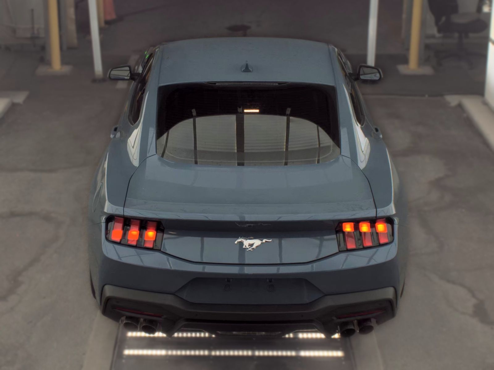 FORD MUSTANG - 7