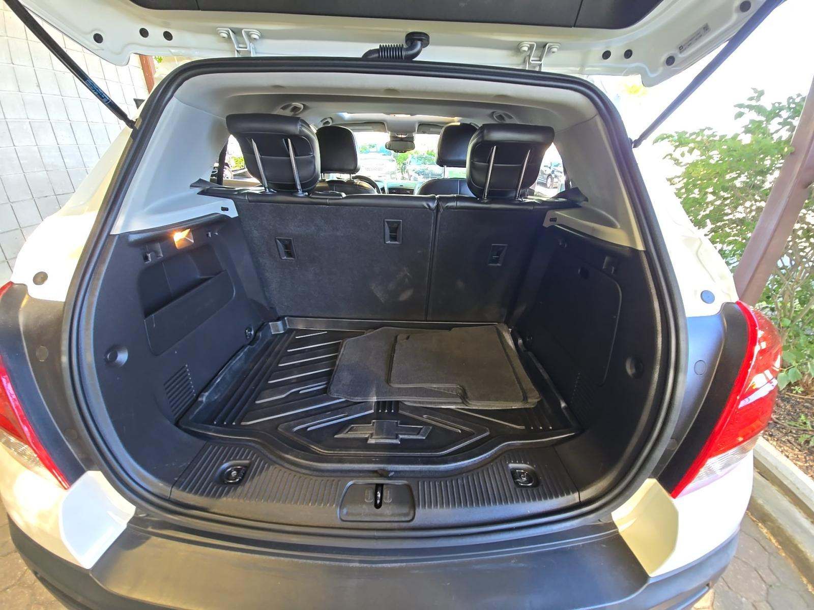 CHEVROLET TRAX - 9