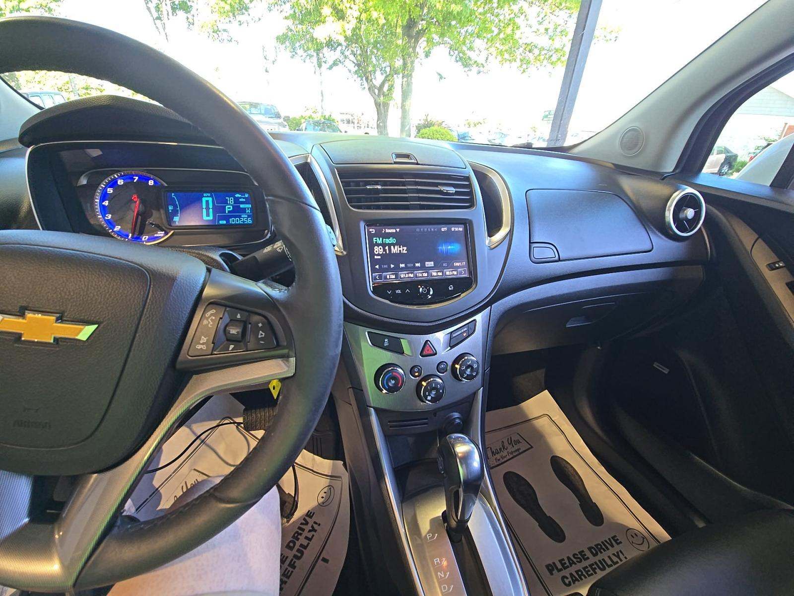 CHEVROLET TRAX - 6