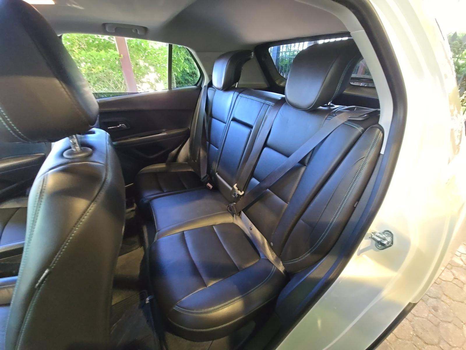 CHEVROLET TRAX - 8