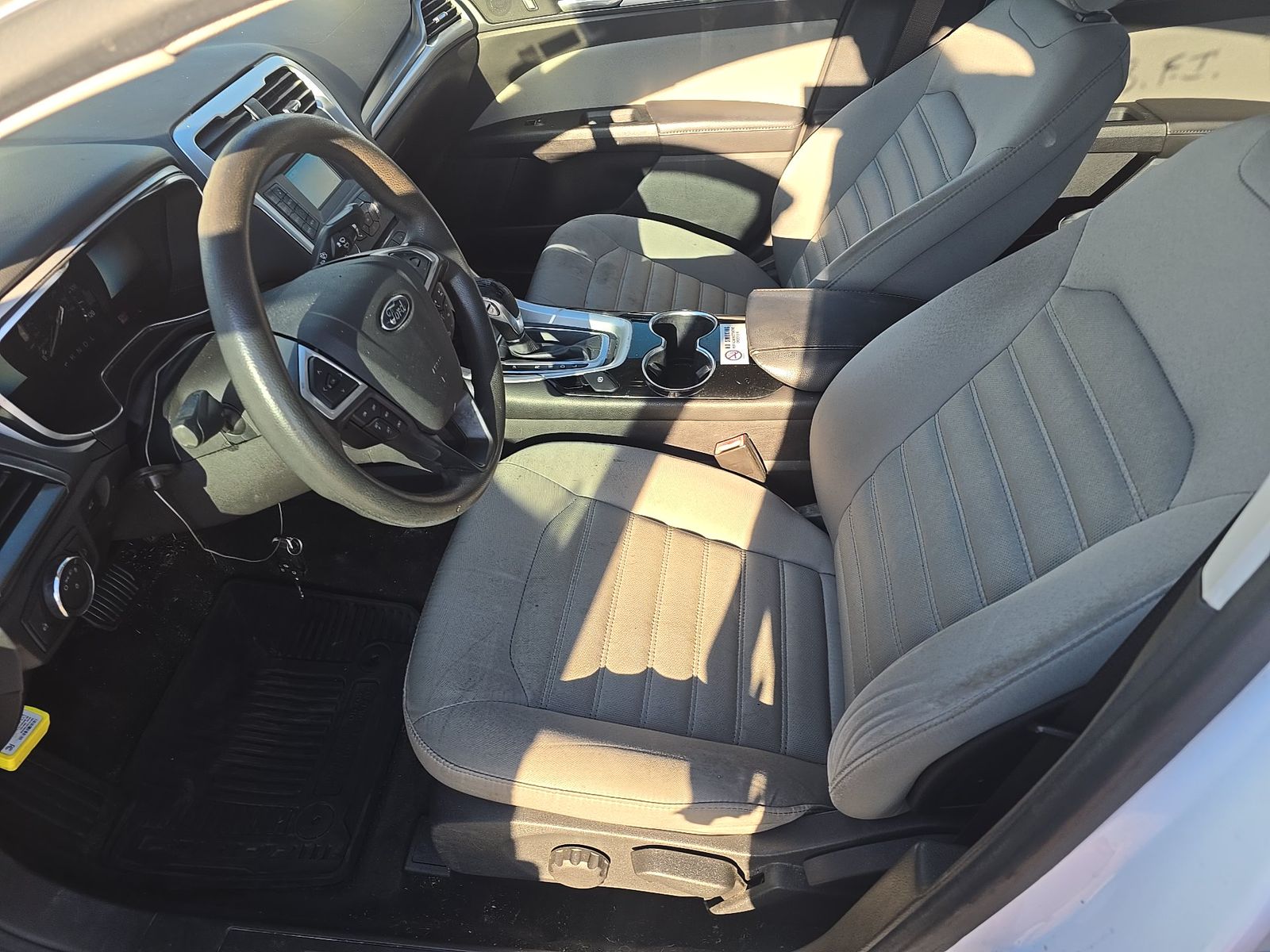 FORD FUSION - 8