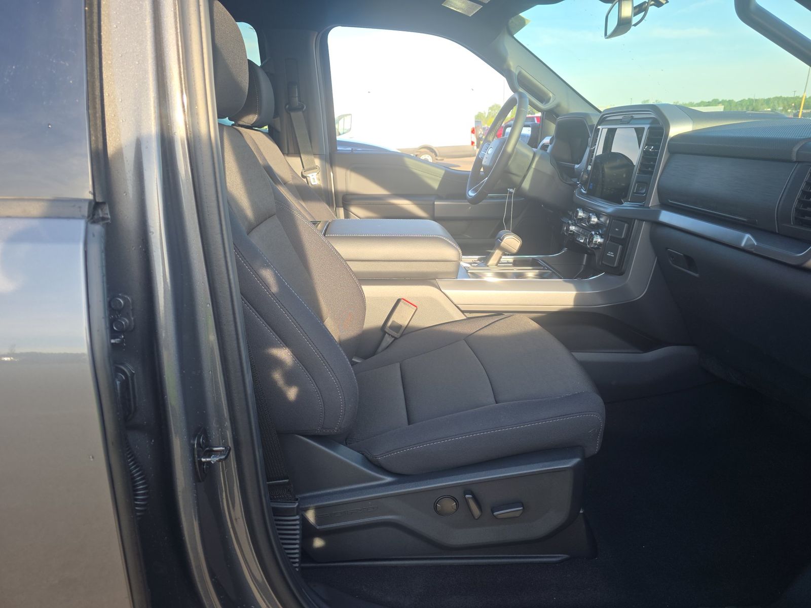 2026 Ford F-150 XLT AWD
