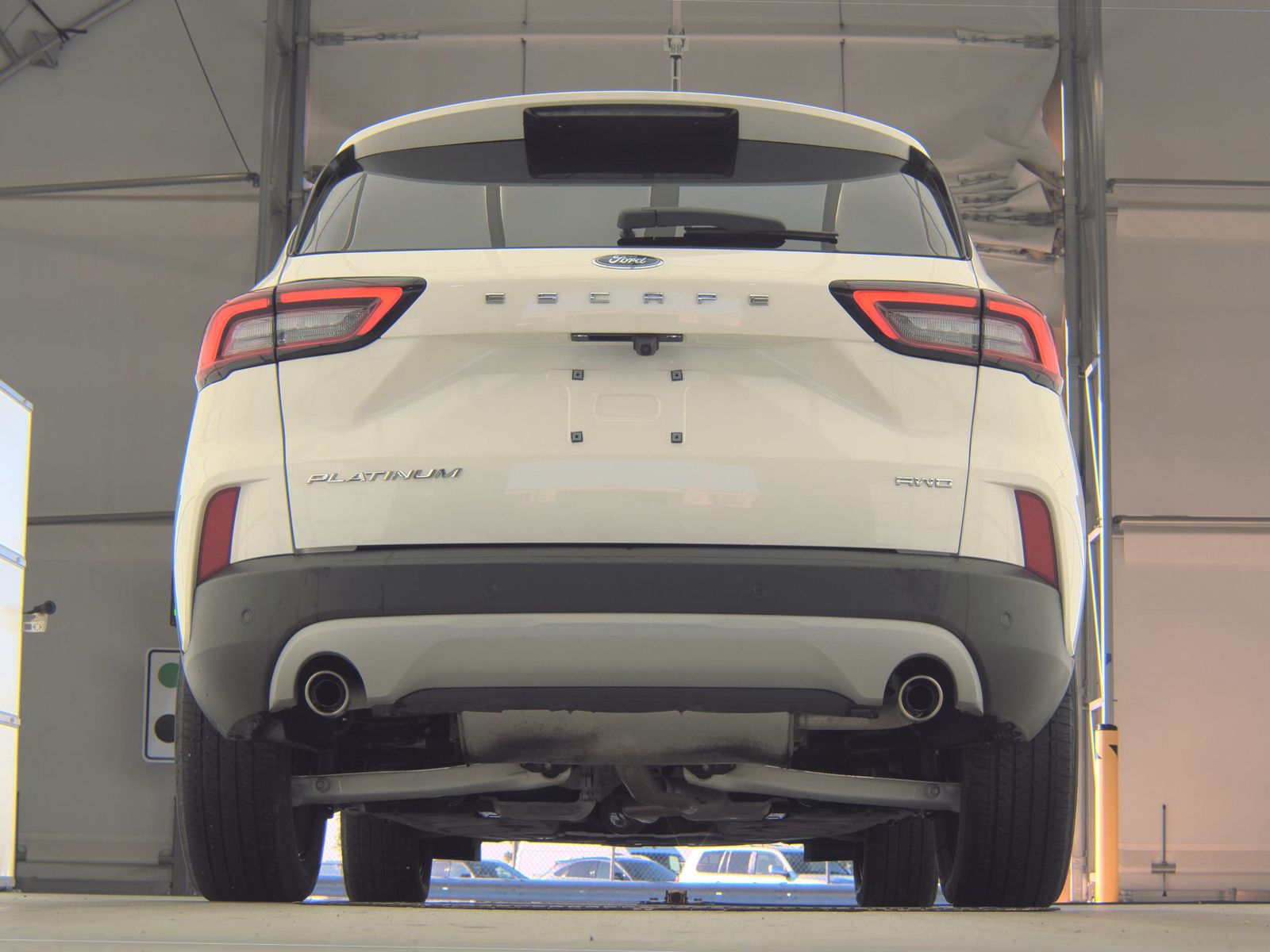 FORD ESCAPE - 8