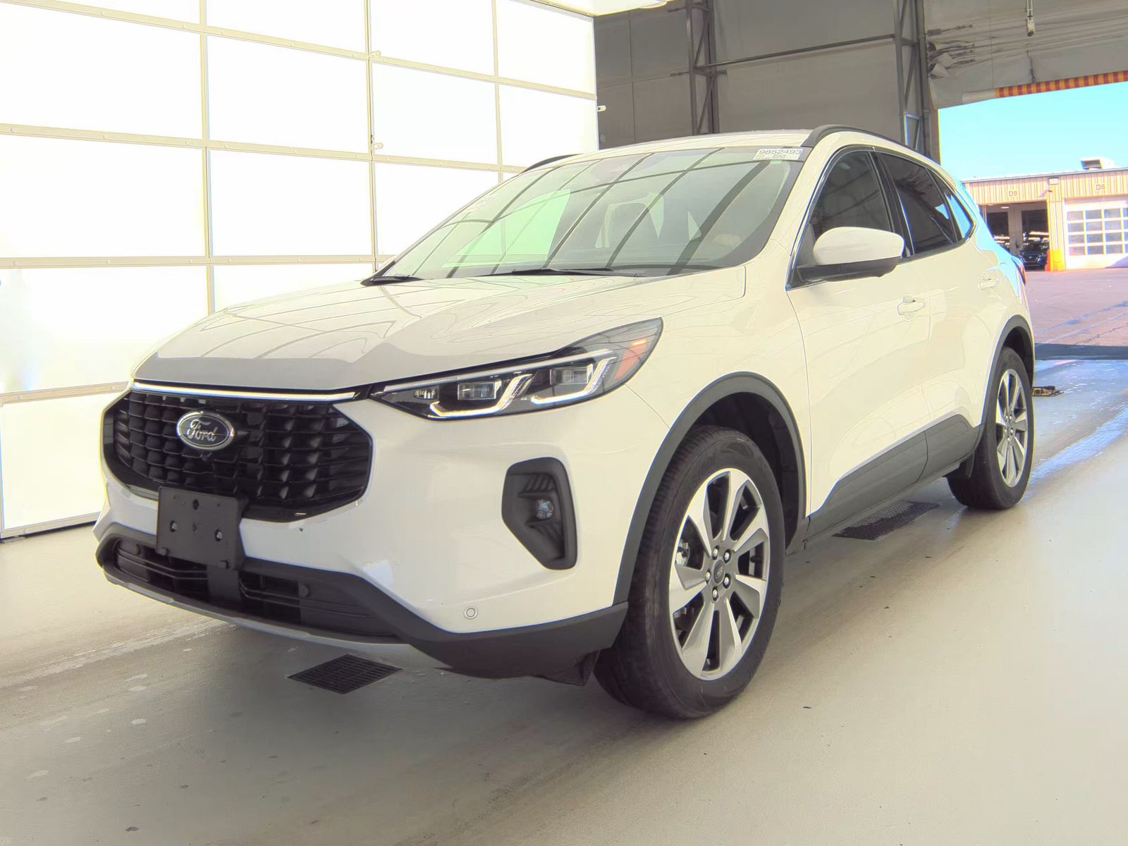 FORD ESCAPE - 1