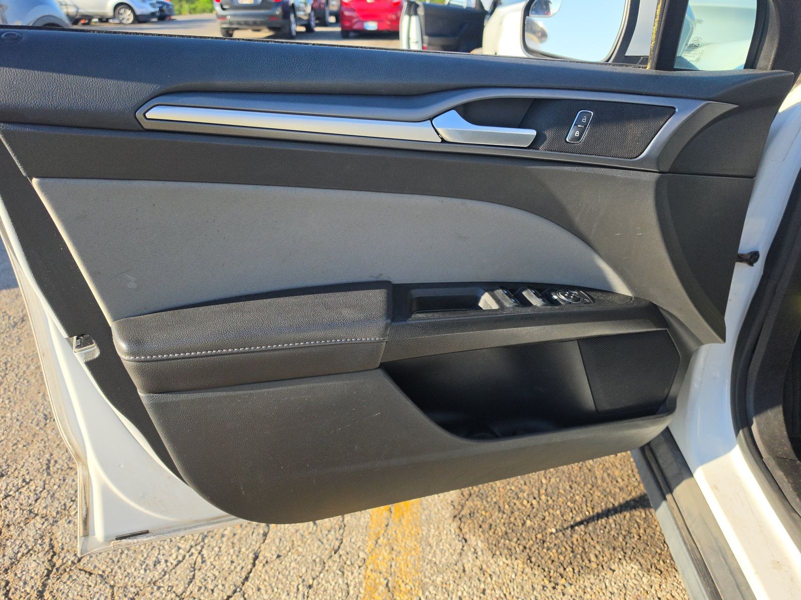 FORD FUSION - 10