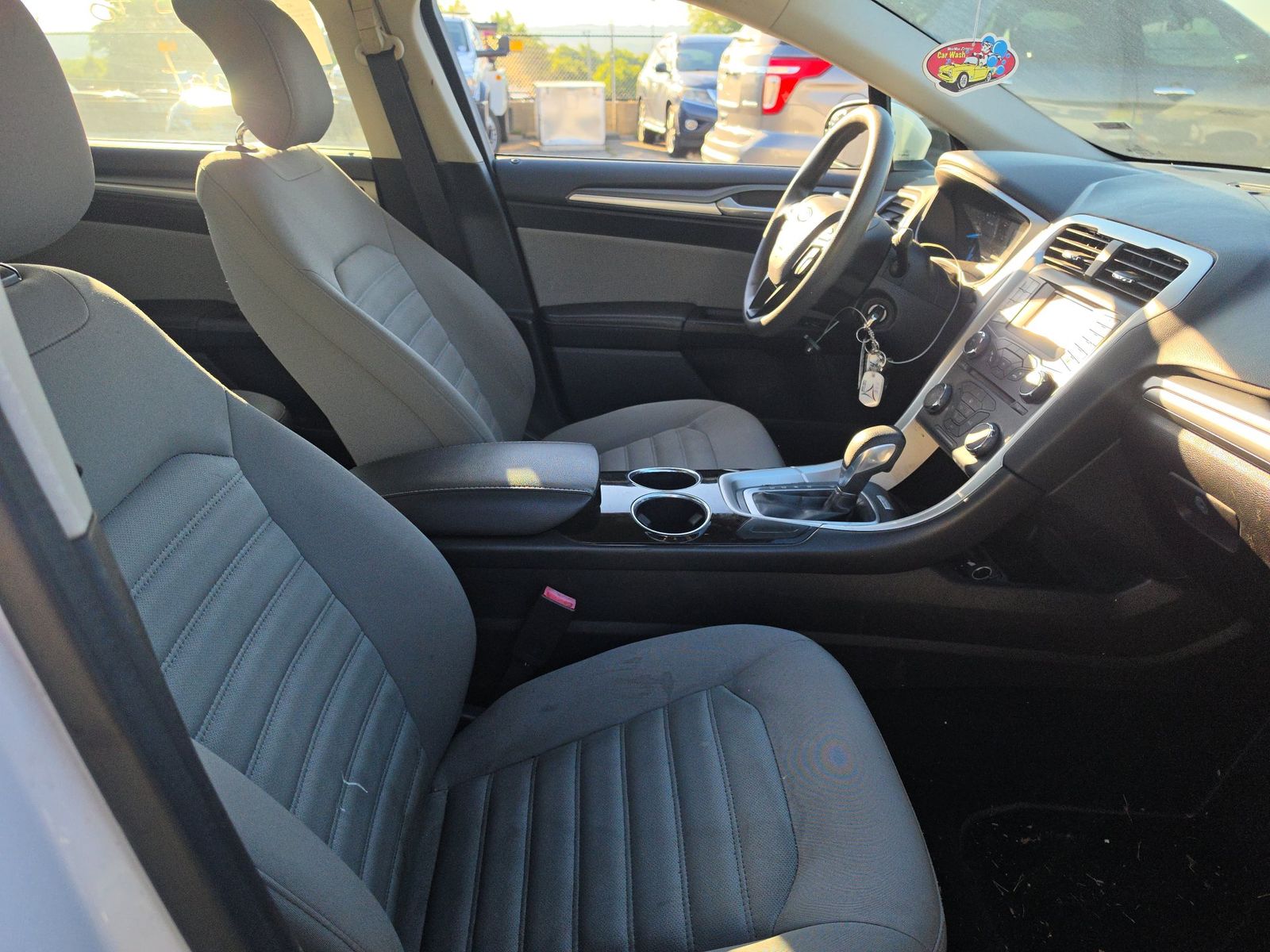 FORD FUSION - 9