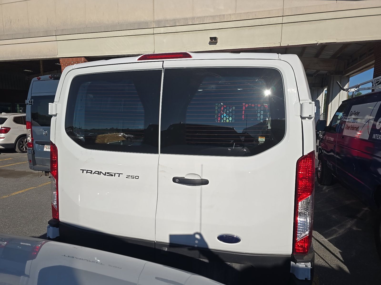 FORD TRANSIT 250 - 6