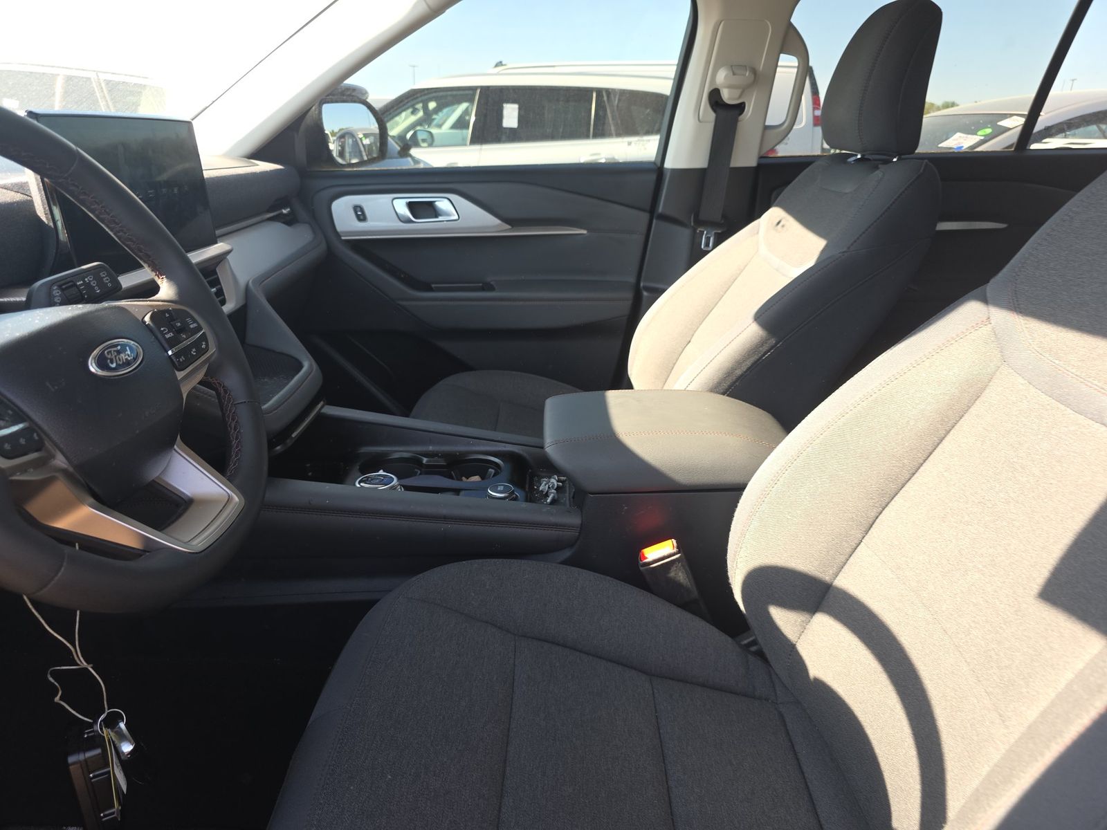 FORD EXPLORER - 8