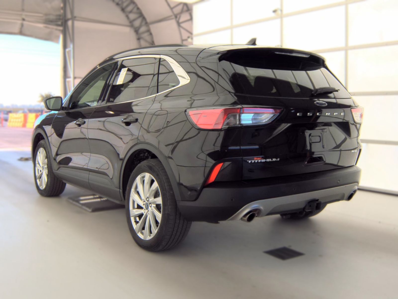 FORD ESCAPE - 9