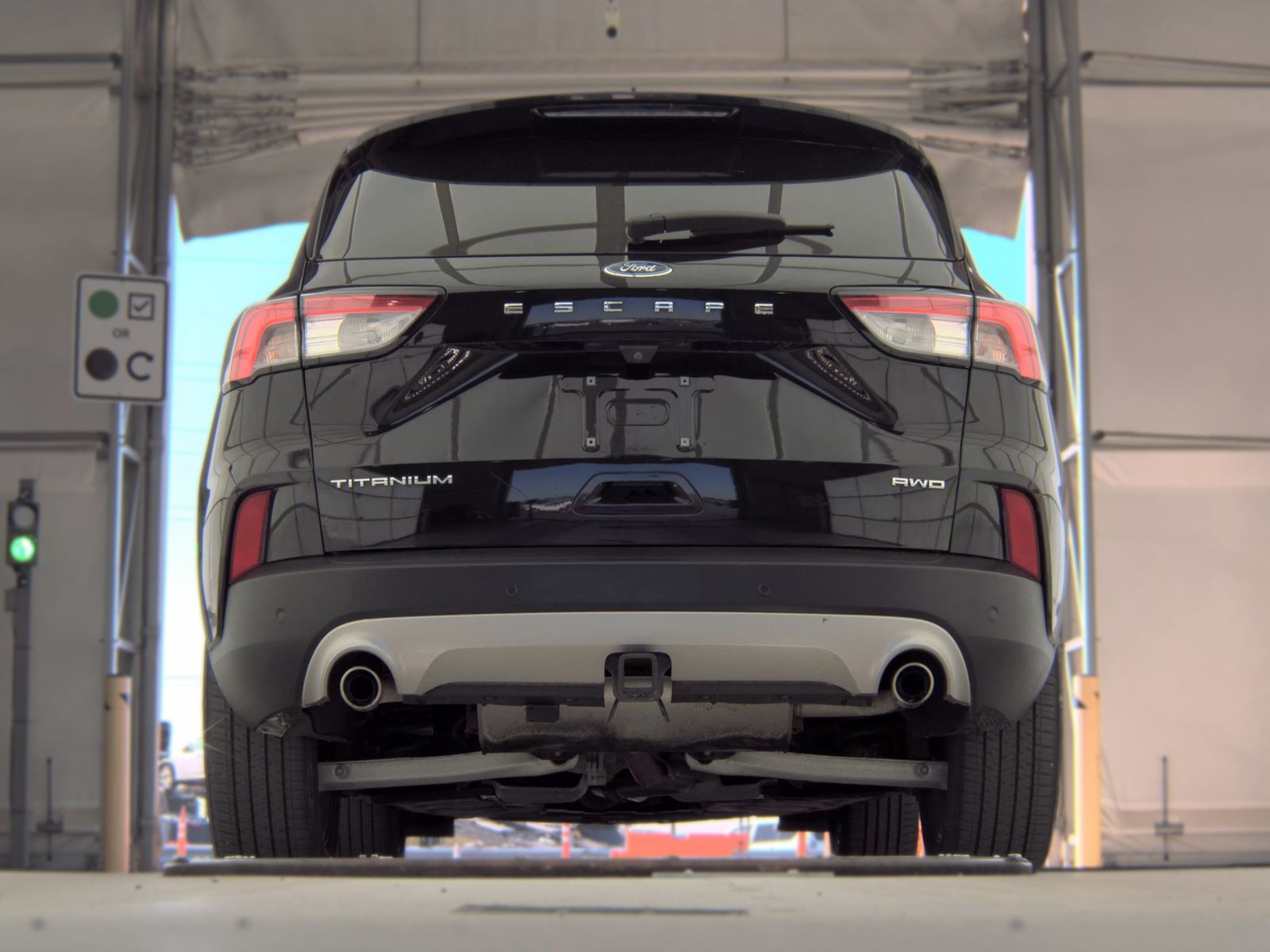 FORD ESCAPE - 8
