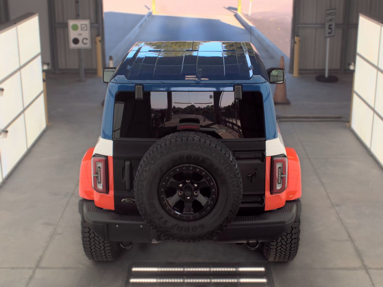 FORD BRONCO - 7
