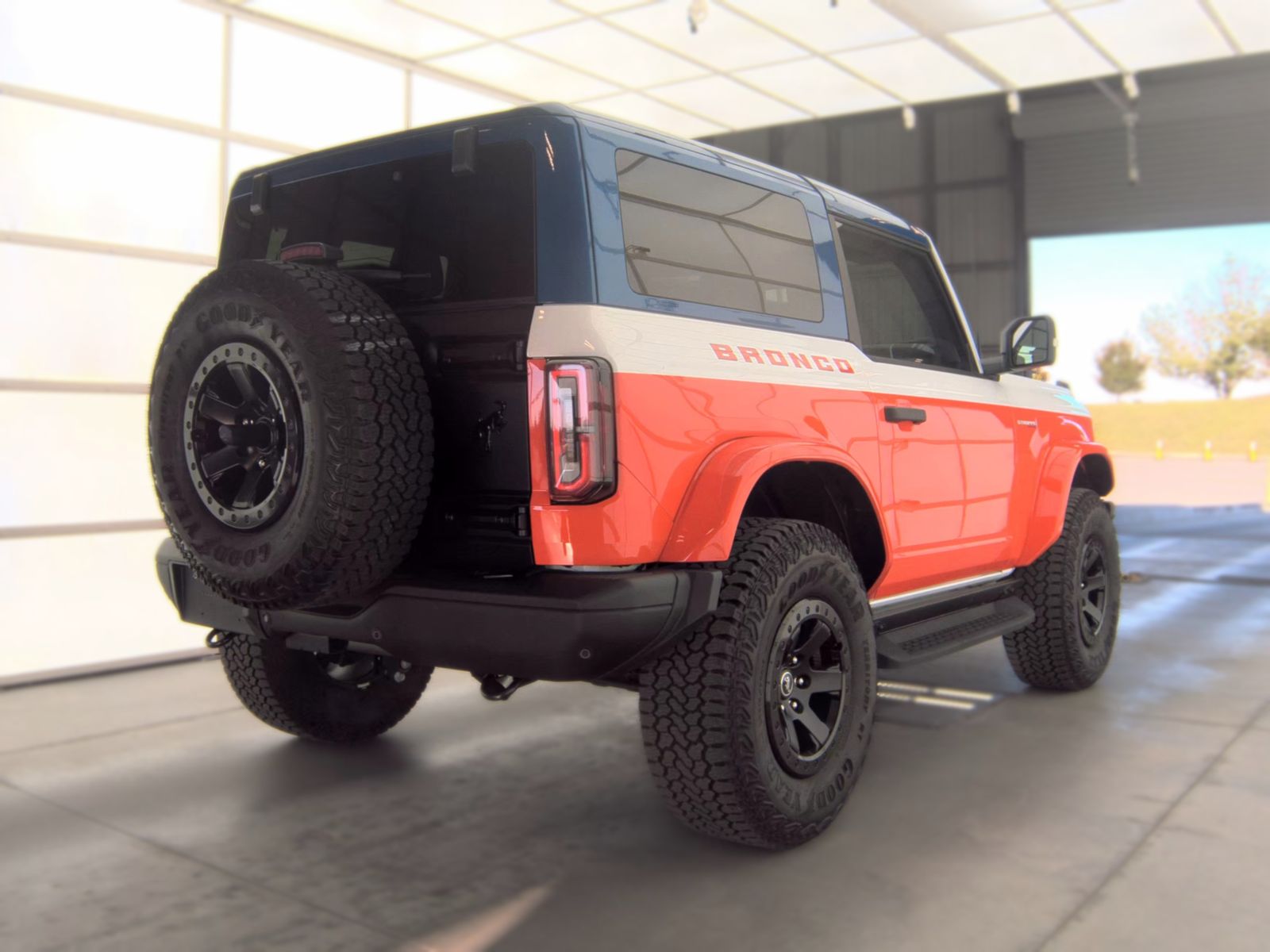 FORD BRONCO - 6