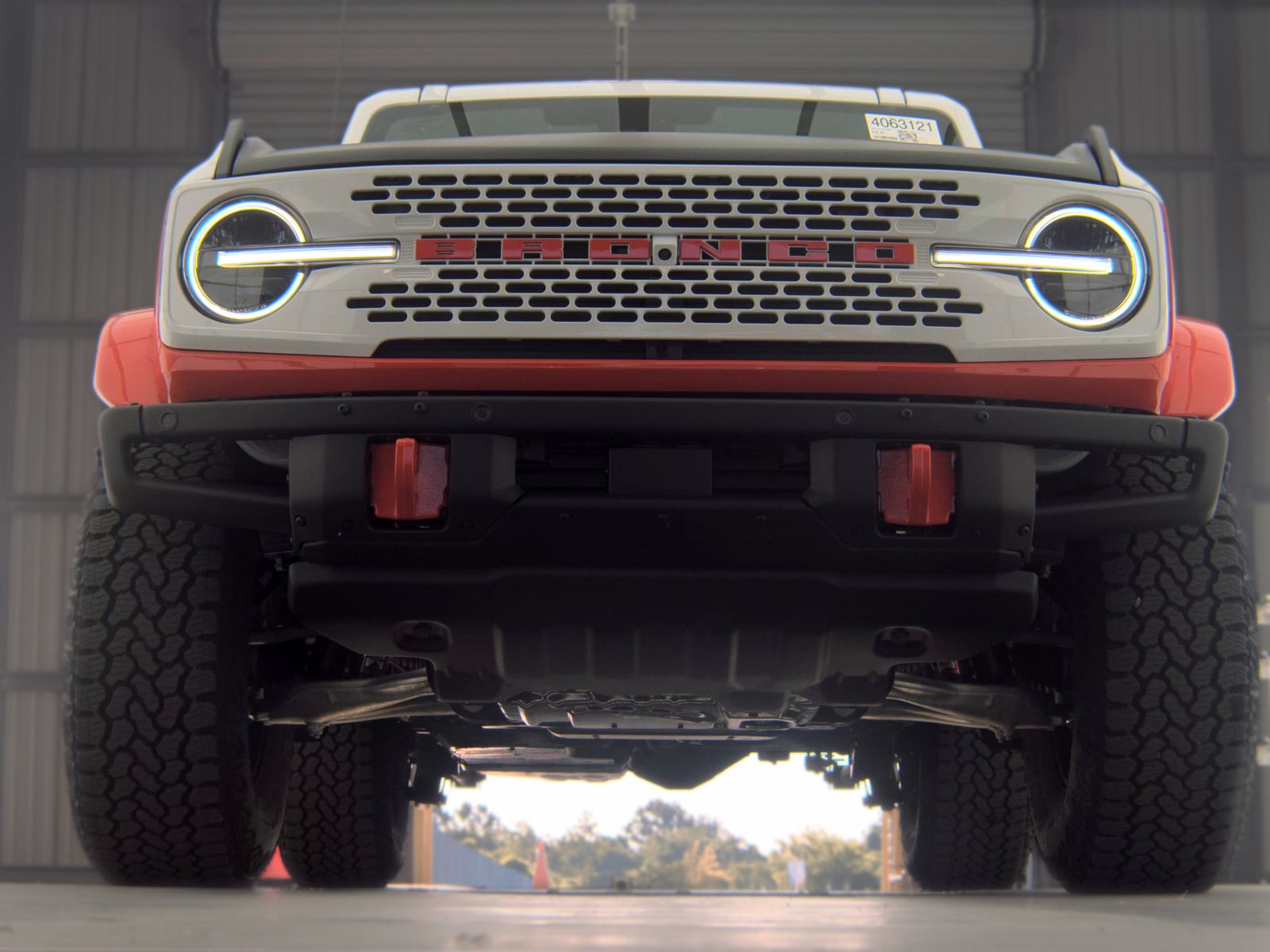 FORD BRONCO - 4