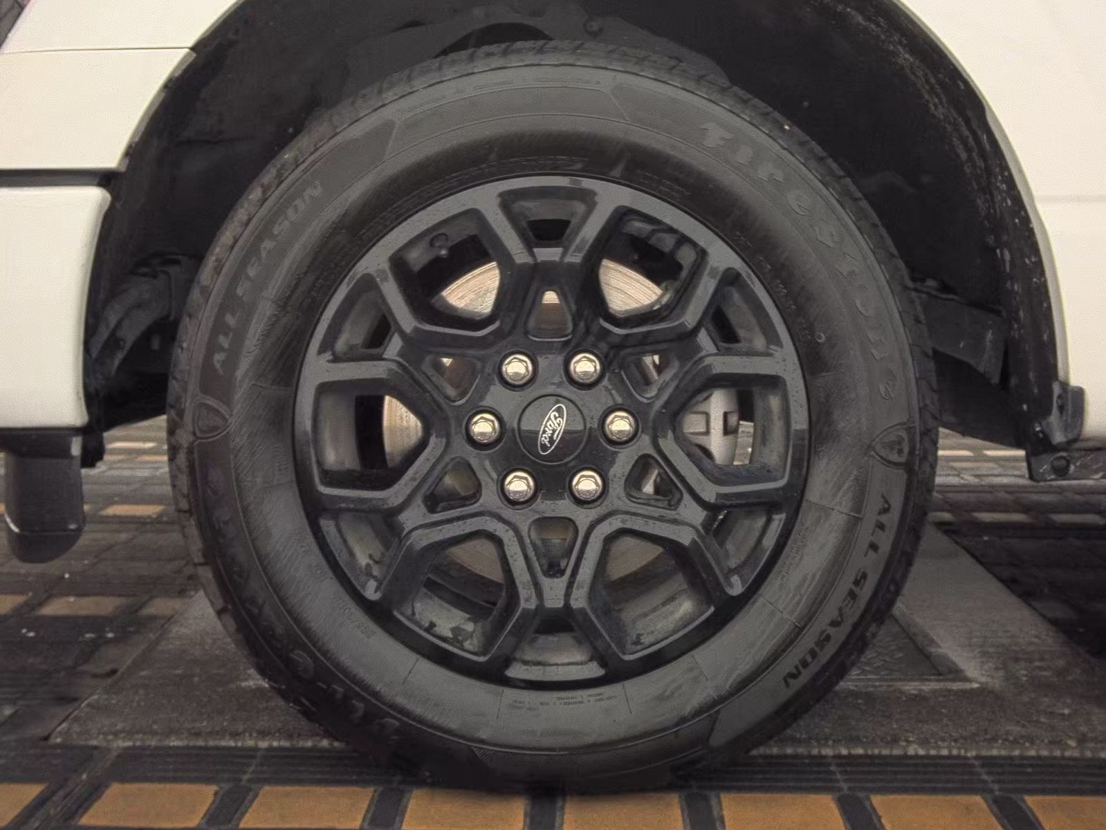 2024 Ford F-150 XLT FWD
