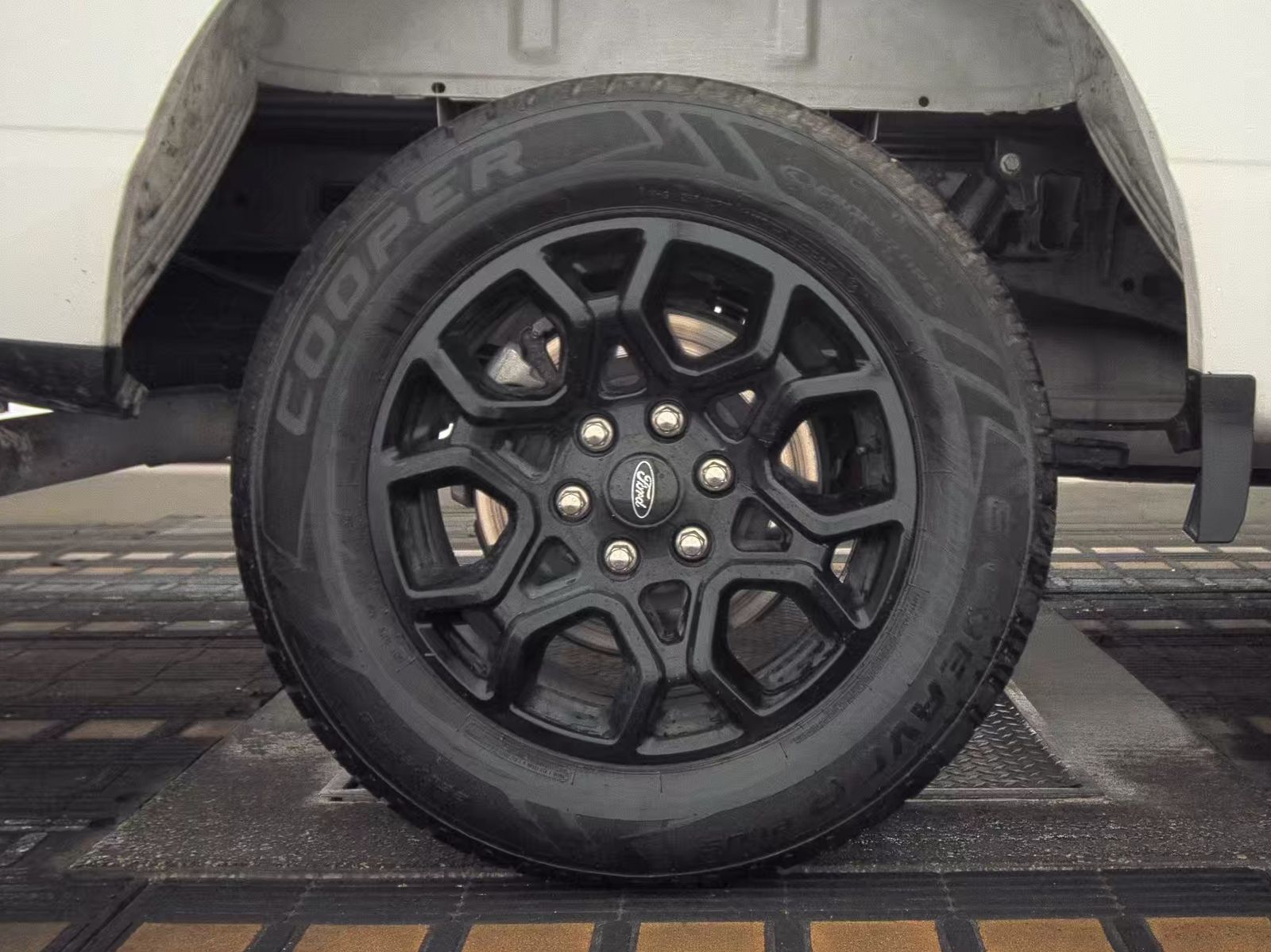 2024 Ford F-150 XLT FWD