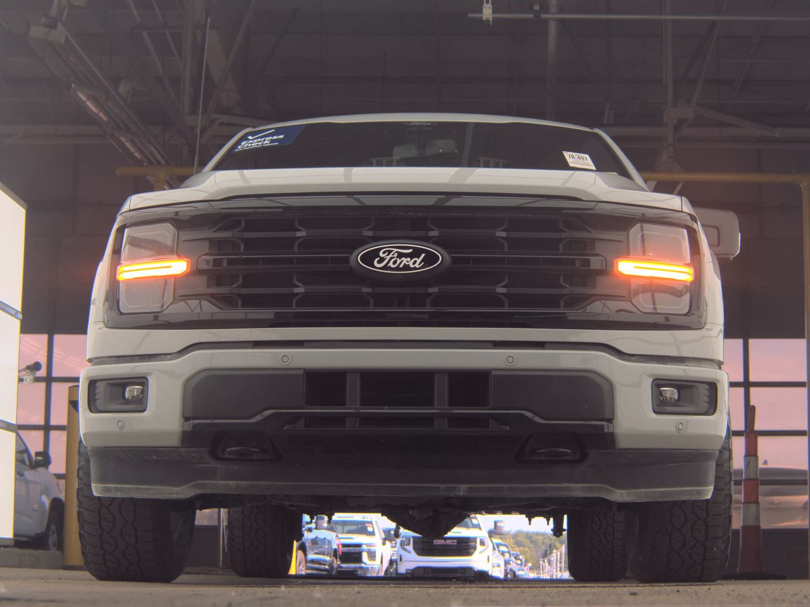 FORD F-150 - 4