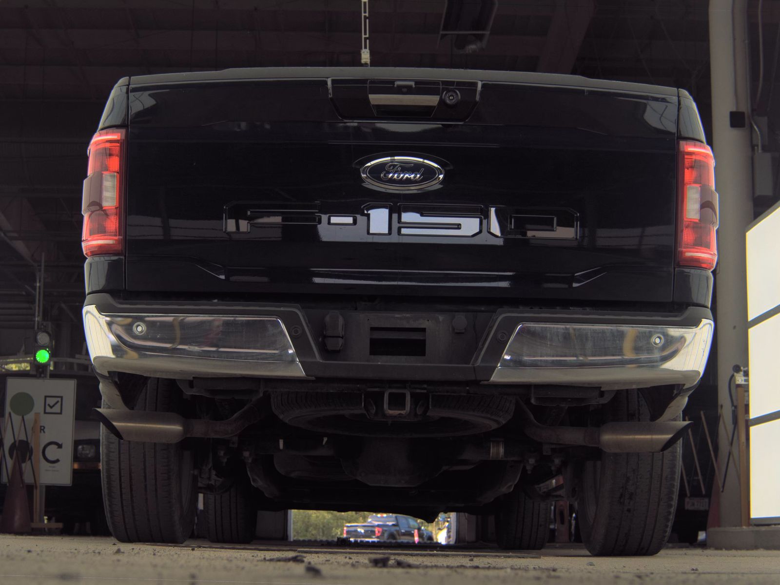 FORD F-150 - 8