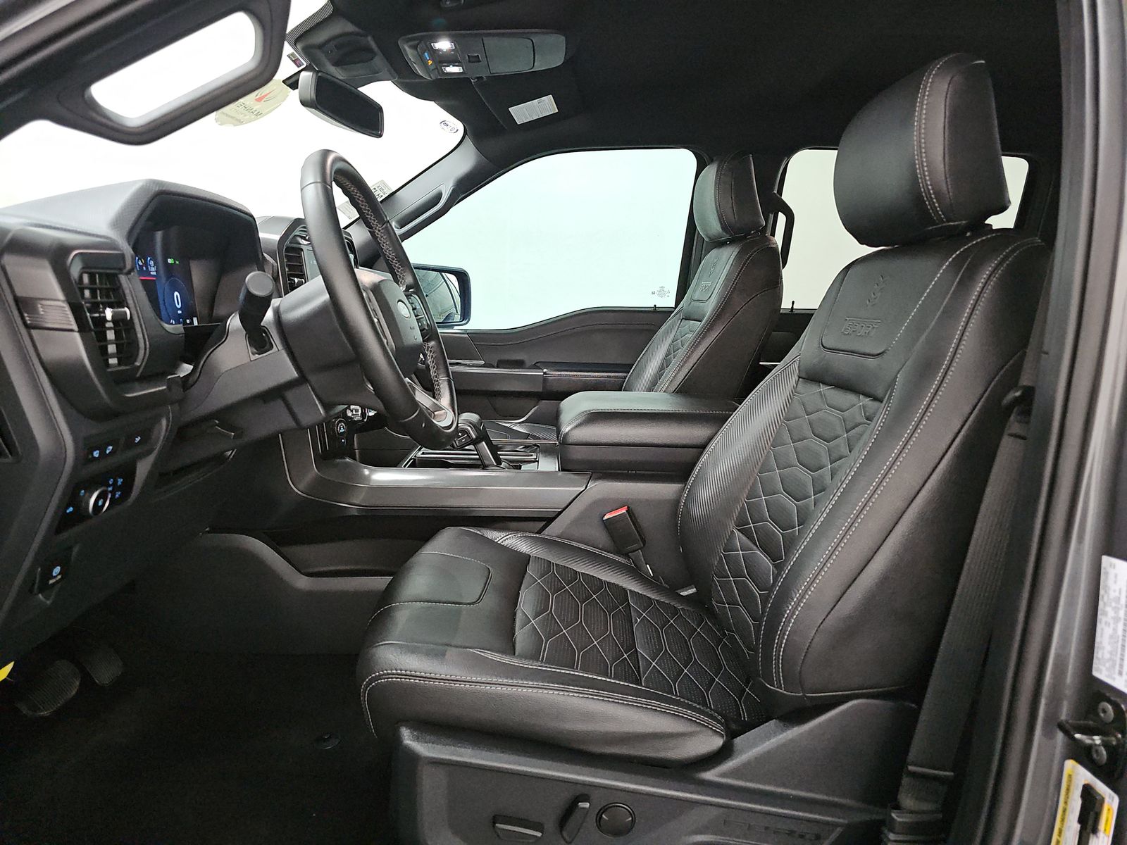 FORD F-150 - 8