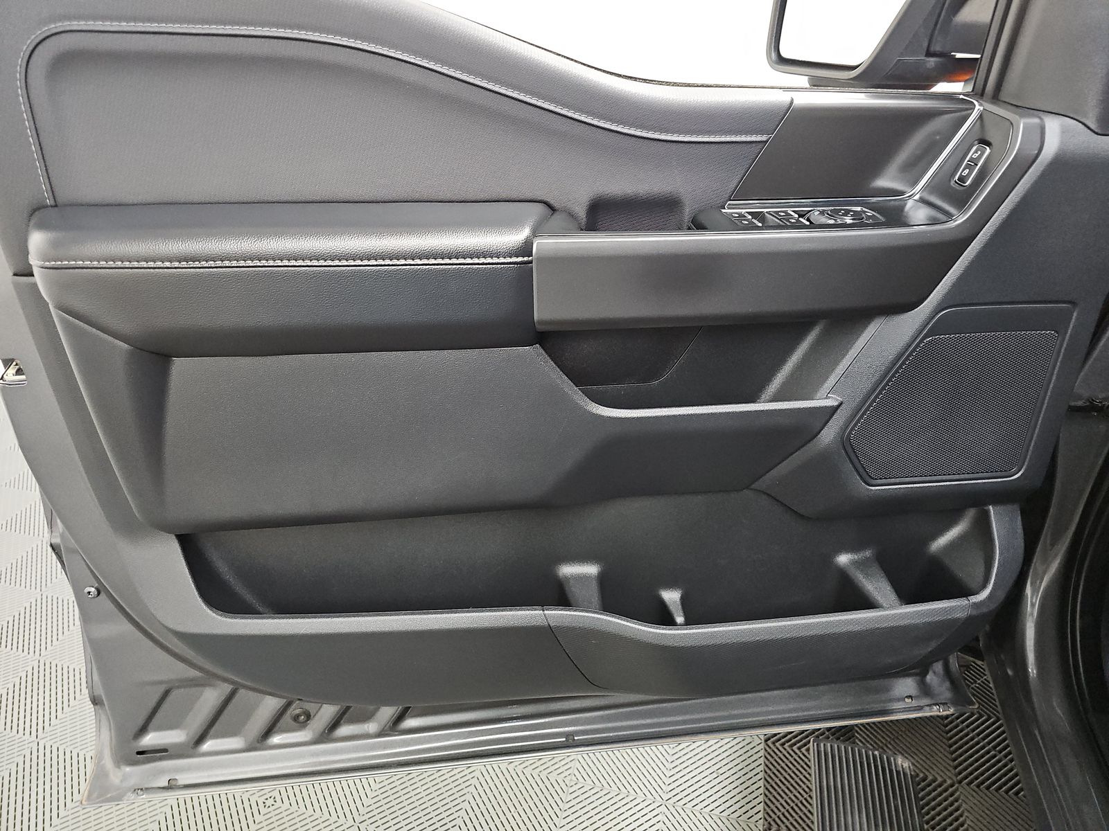 FORD F-150 - 10