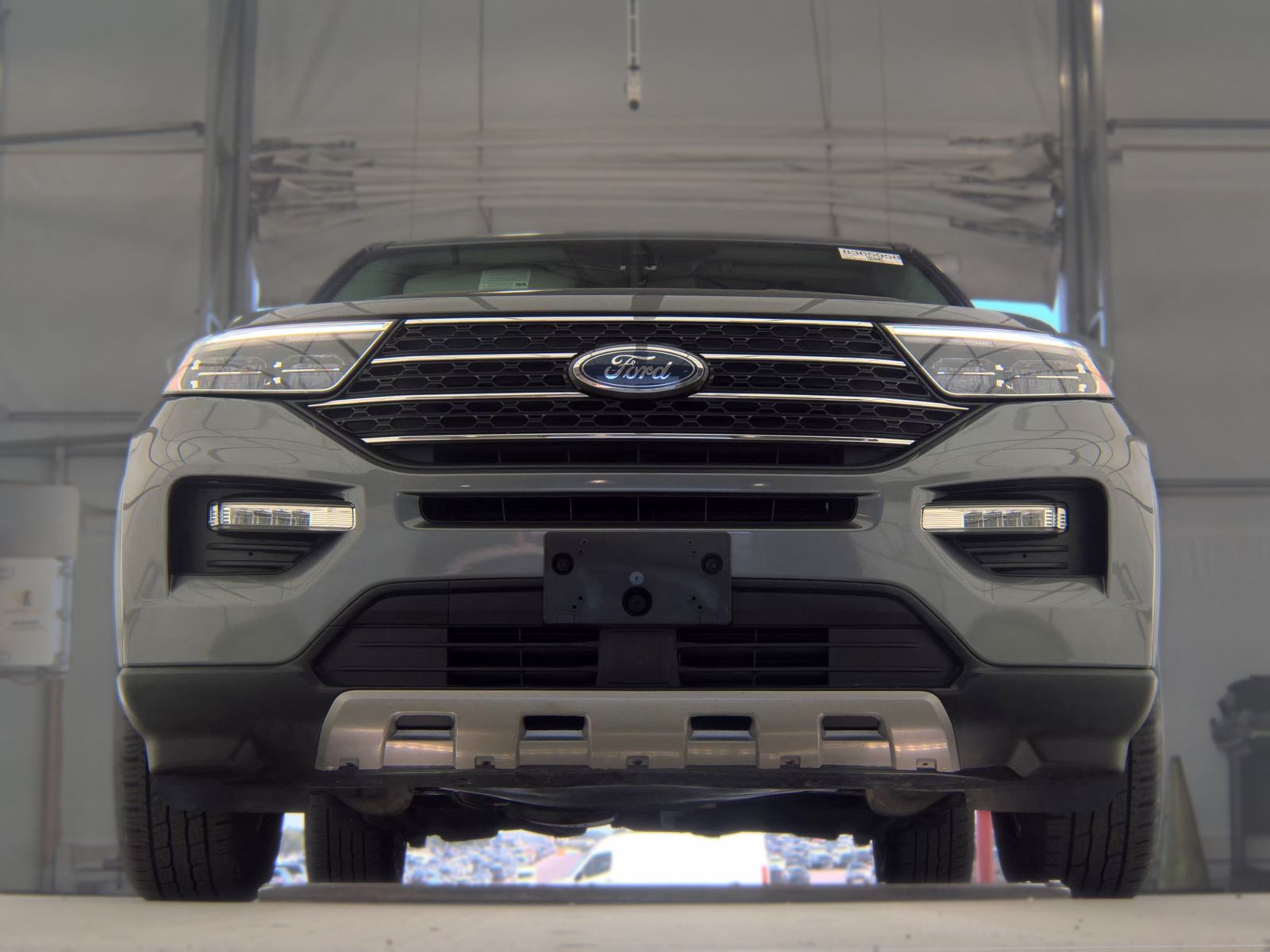 FORD EXPLORER - 4