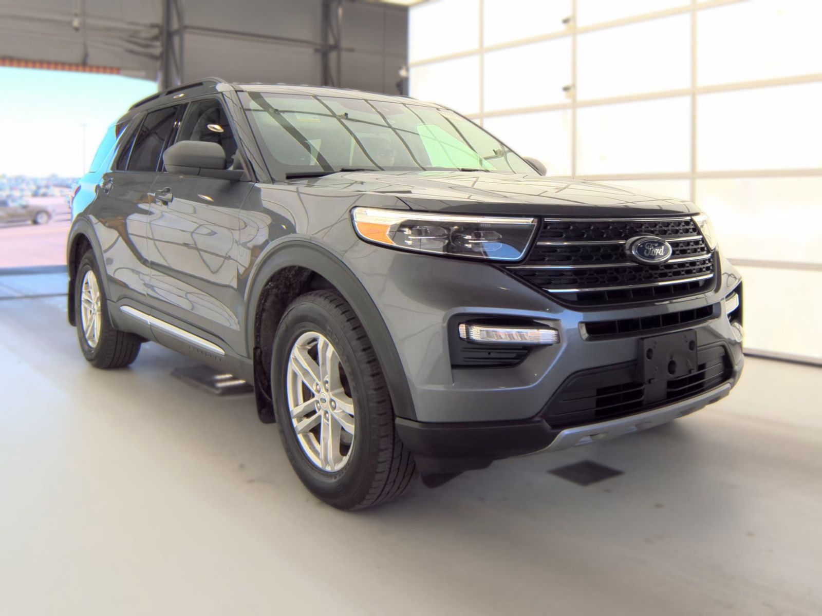 FORD EXPLORER - 5
