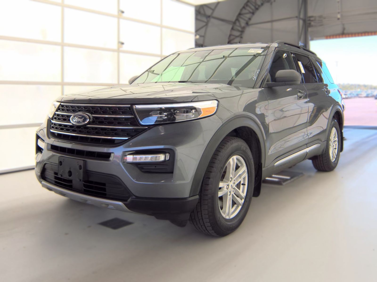 FORD EXPLORER - 1