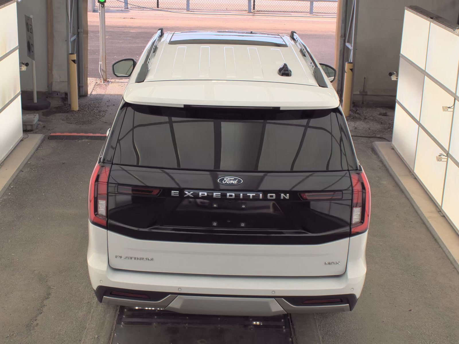 FORD EXPEDITION MAX - 7