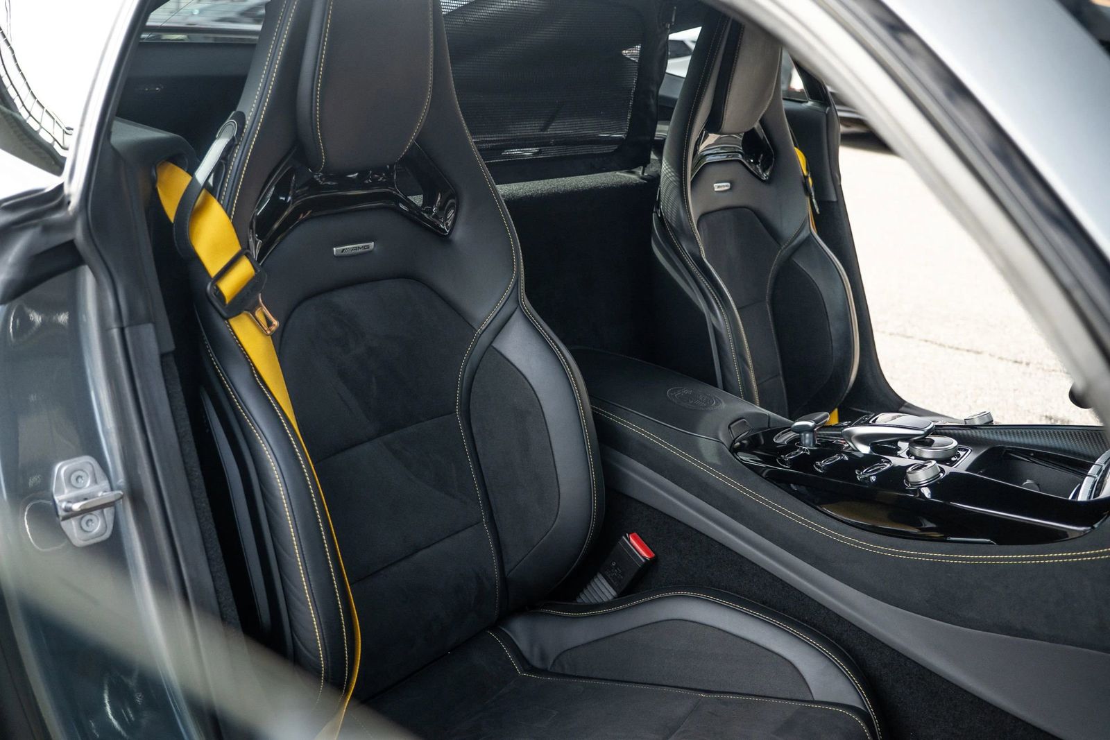 2019 Mercedes-Benz Mercedes-AMG GT AMG GT R RWD