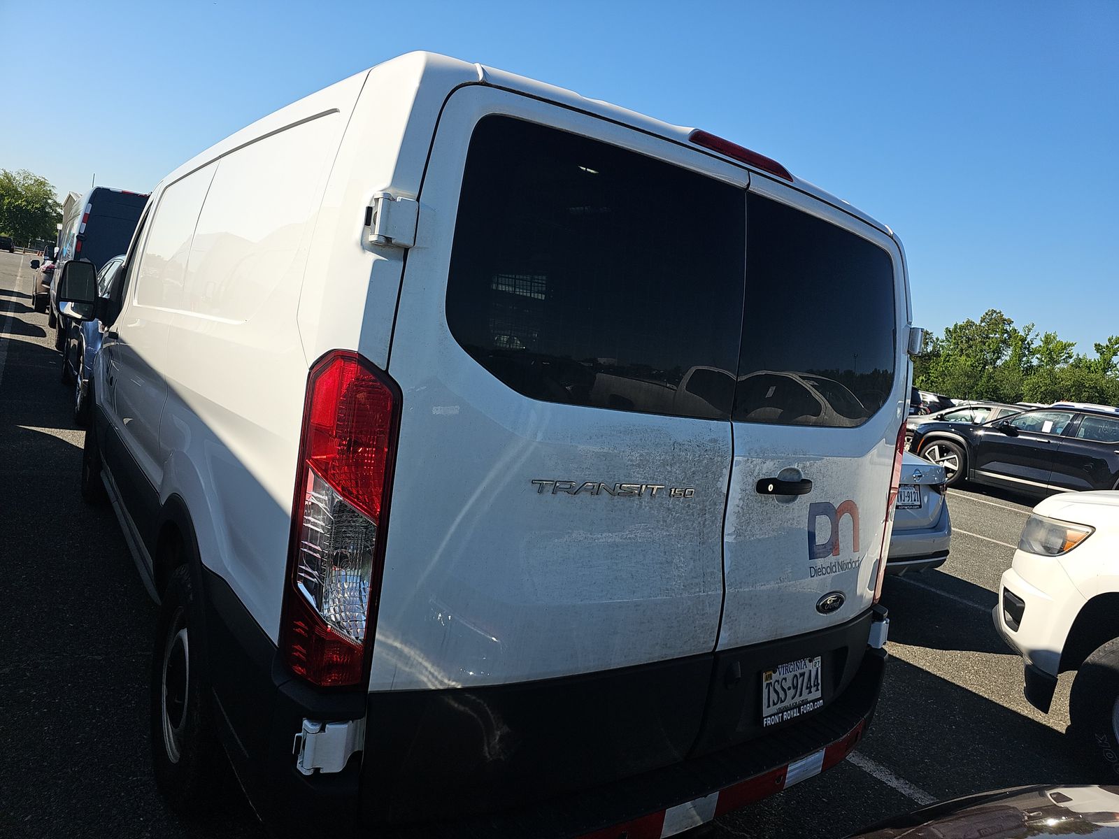 FORD TRANSIT 150 - 6