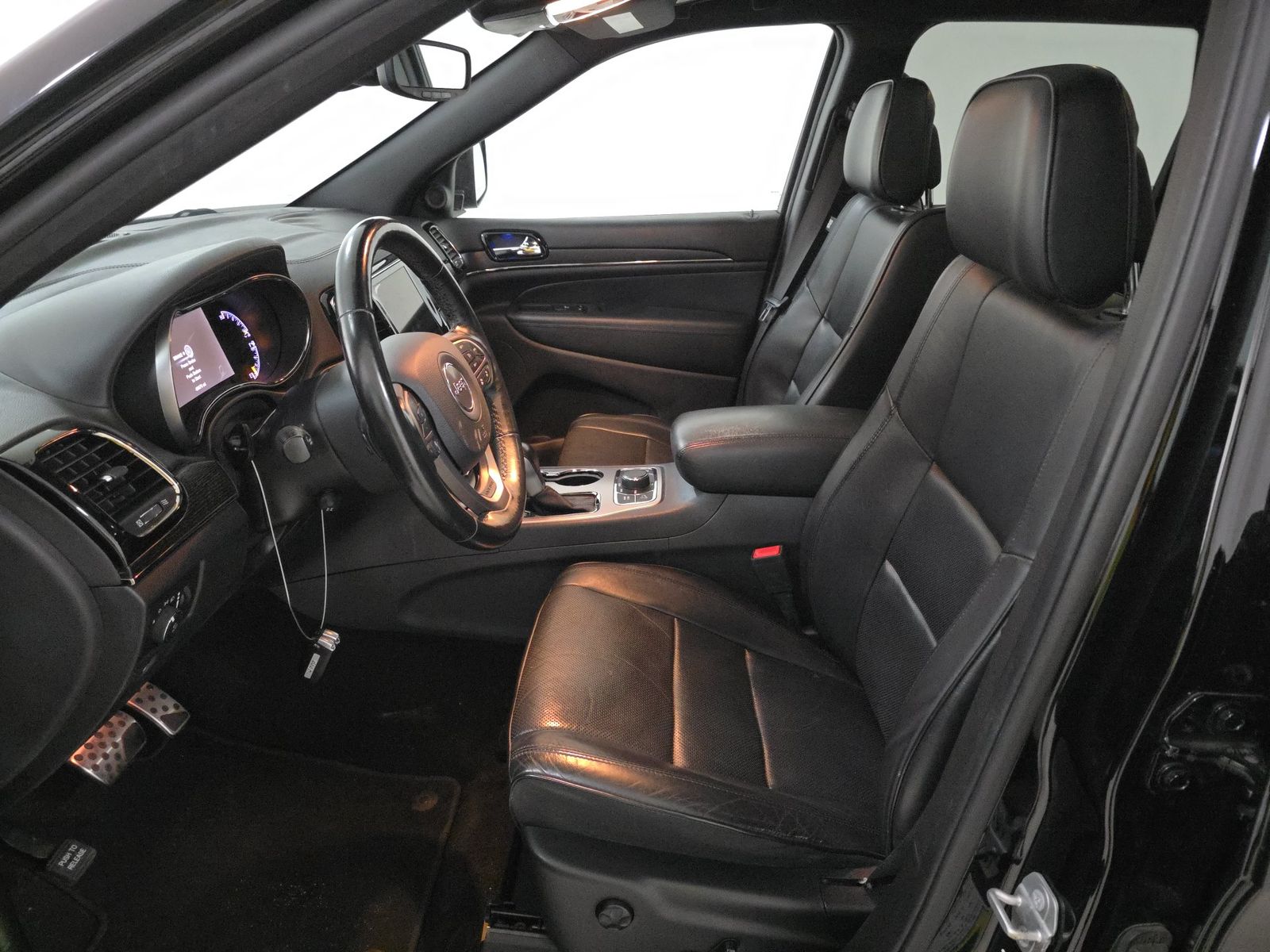 2019 Jeep Grand Cherokee Overland High Altitude Edition AWD