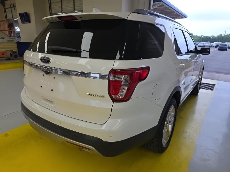 FORD EXPLORER - 5