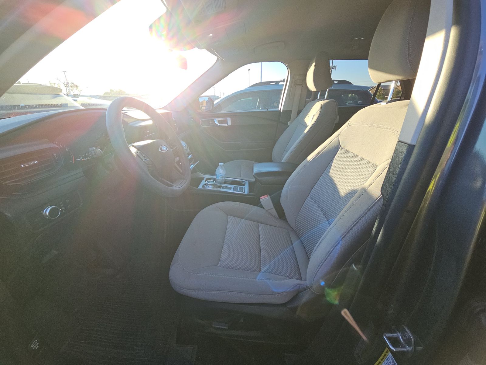 FORD EXPLORER - 8
