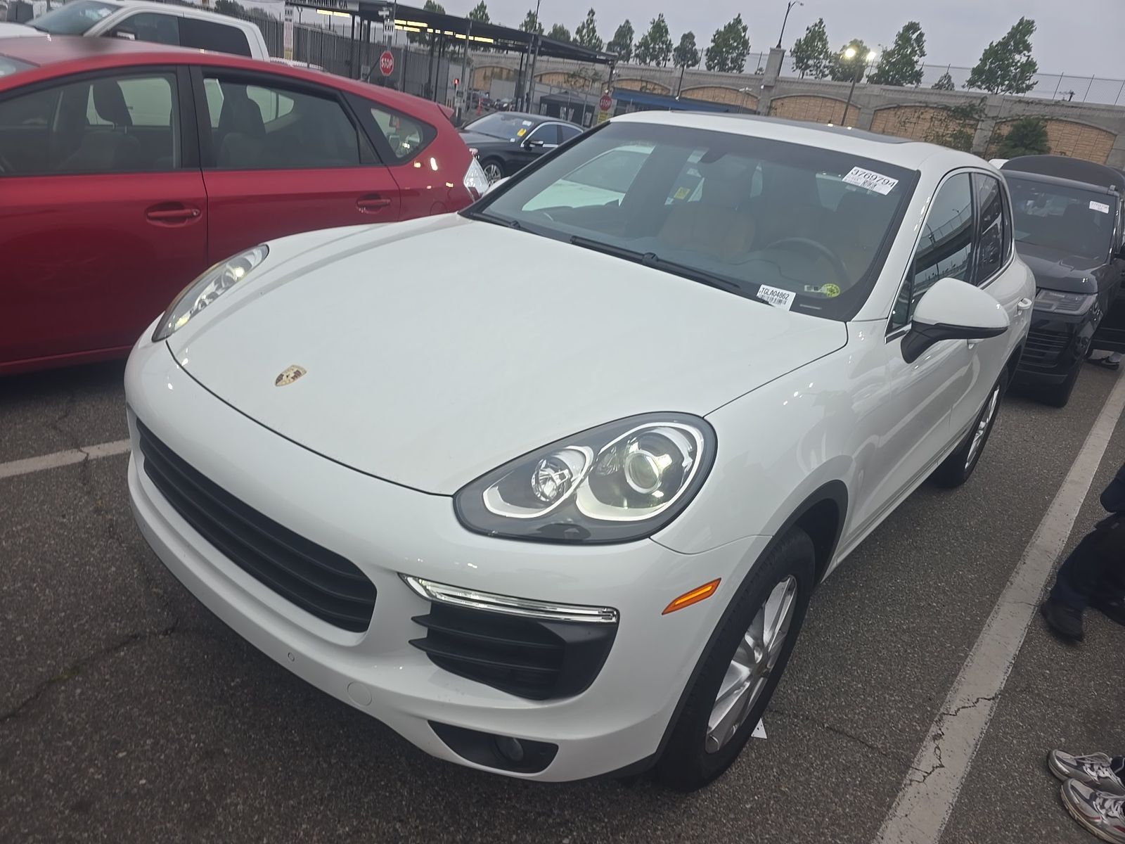 PORSCHE CAYENNE - 1
