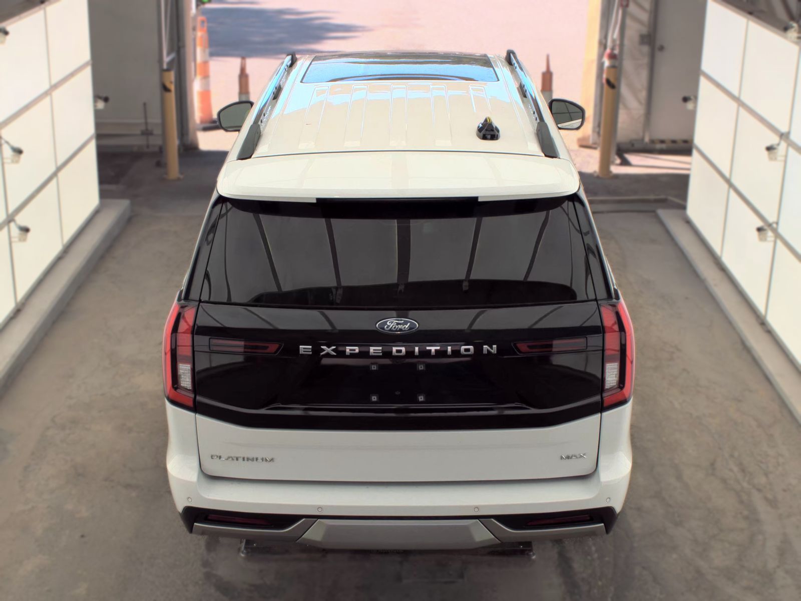 FORD EXPEDITION MAX - 7