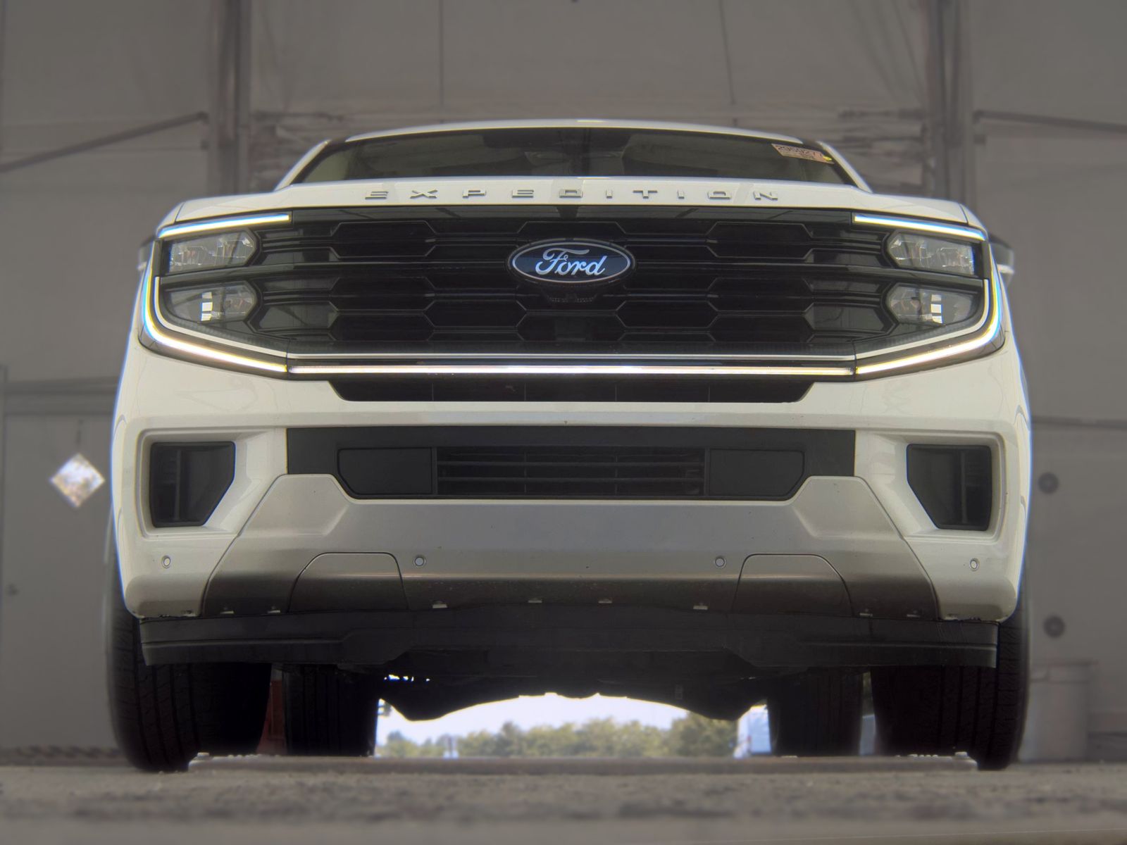 FORD EXPEDITION MAX - 4