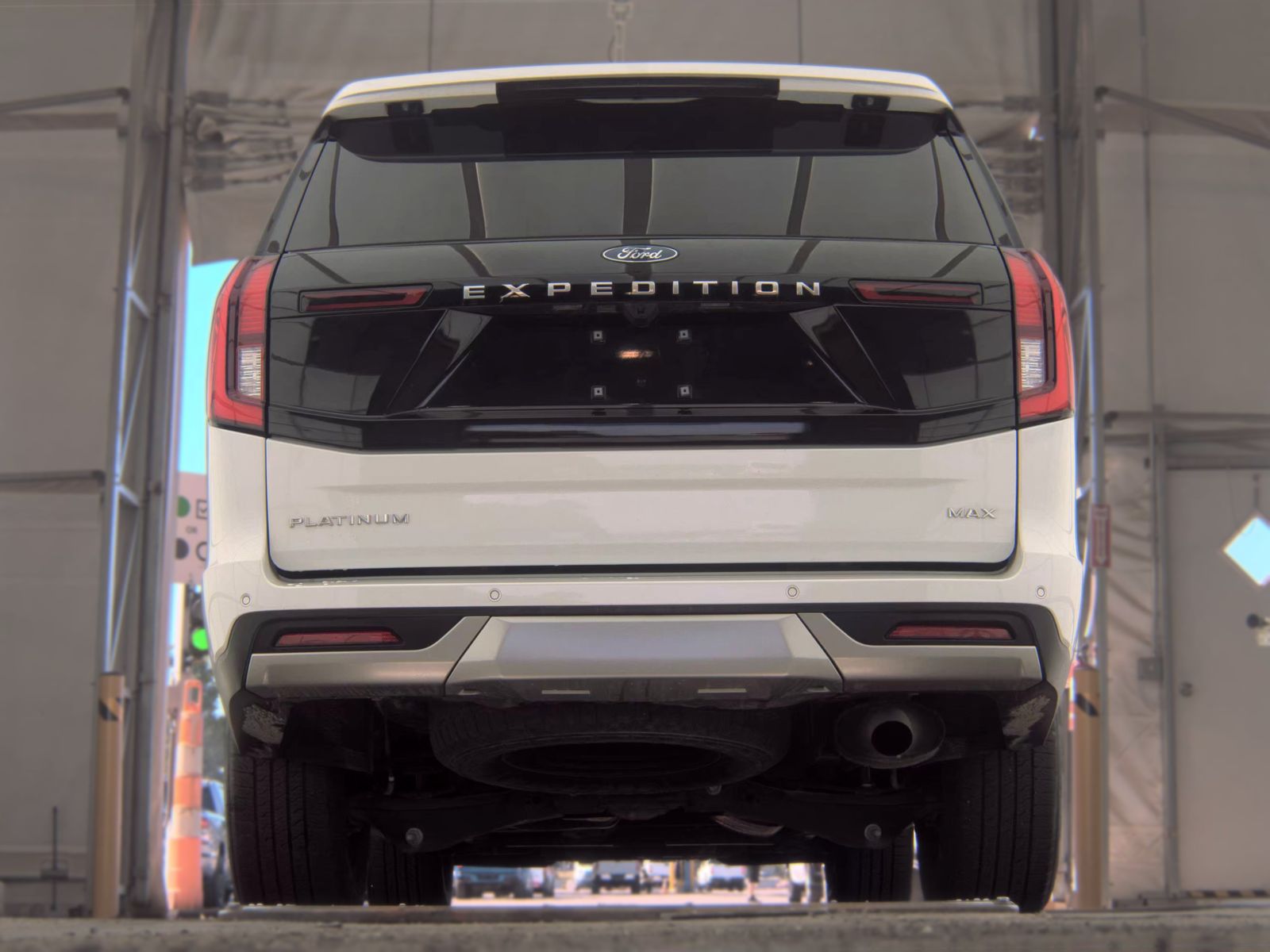 FORD EXPEDITION MAX - 8