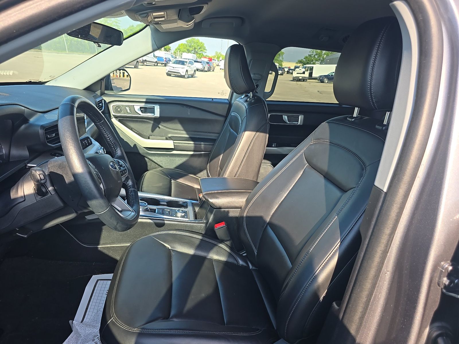 FORD EXPLORER - 8