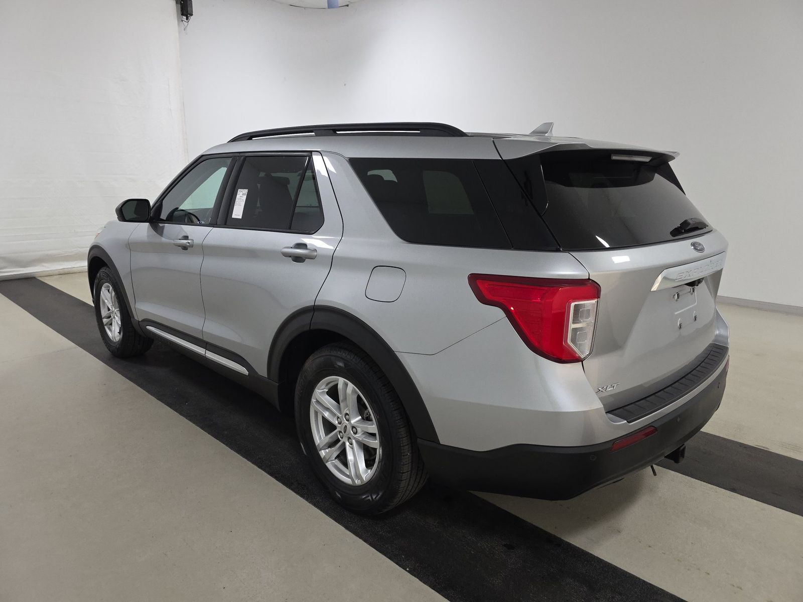 FORD EXPLORER - 7