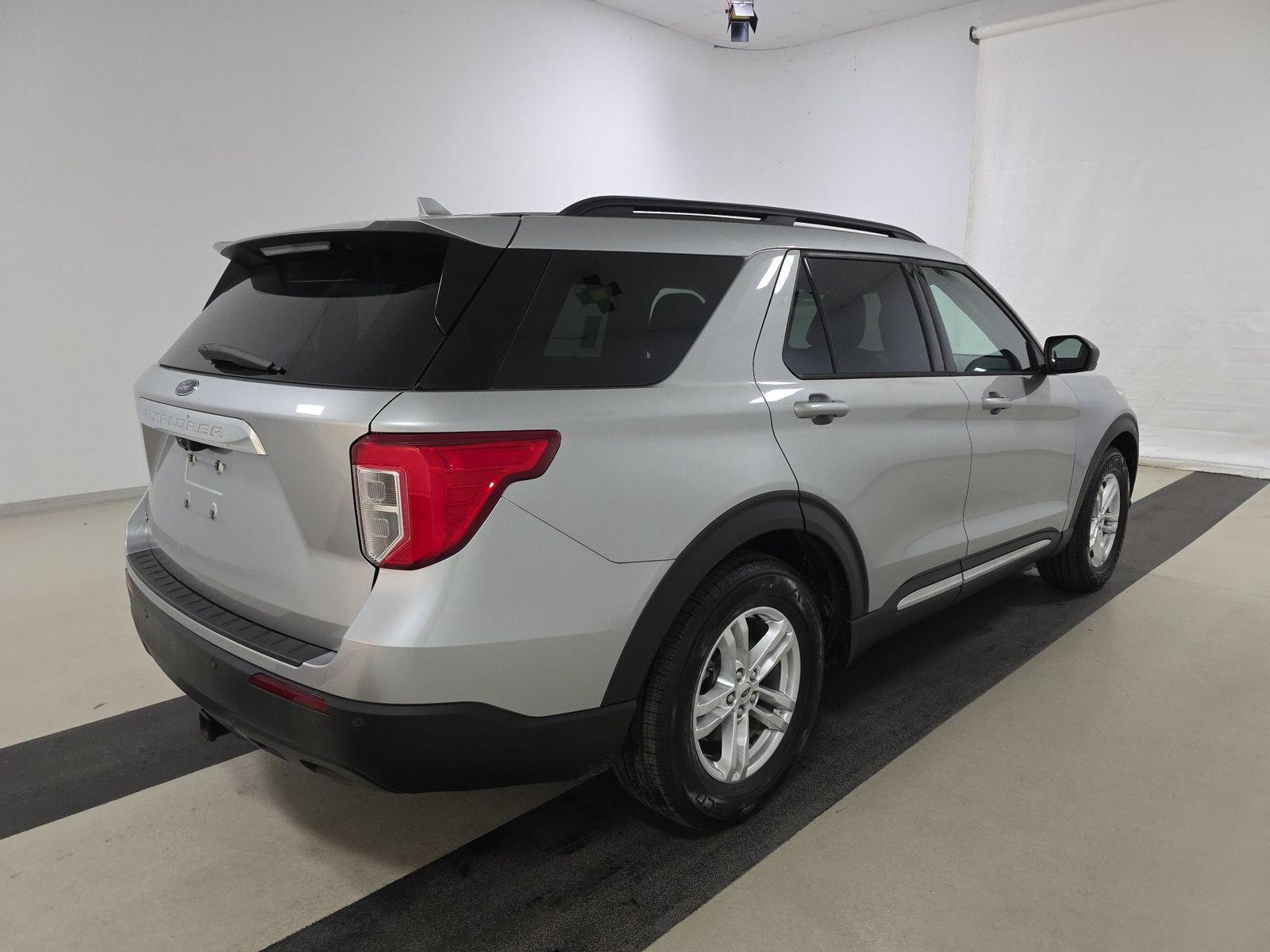 FORD EXPLORER - 5