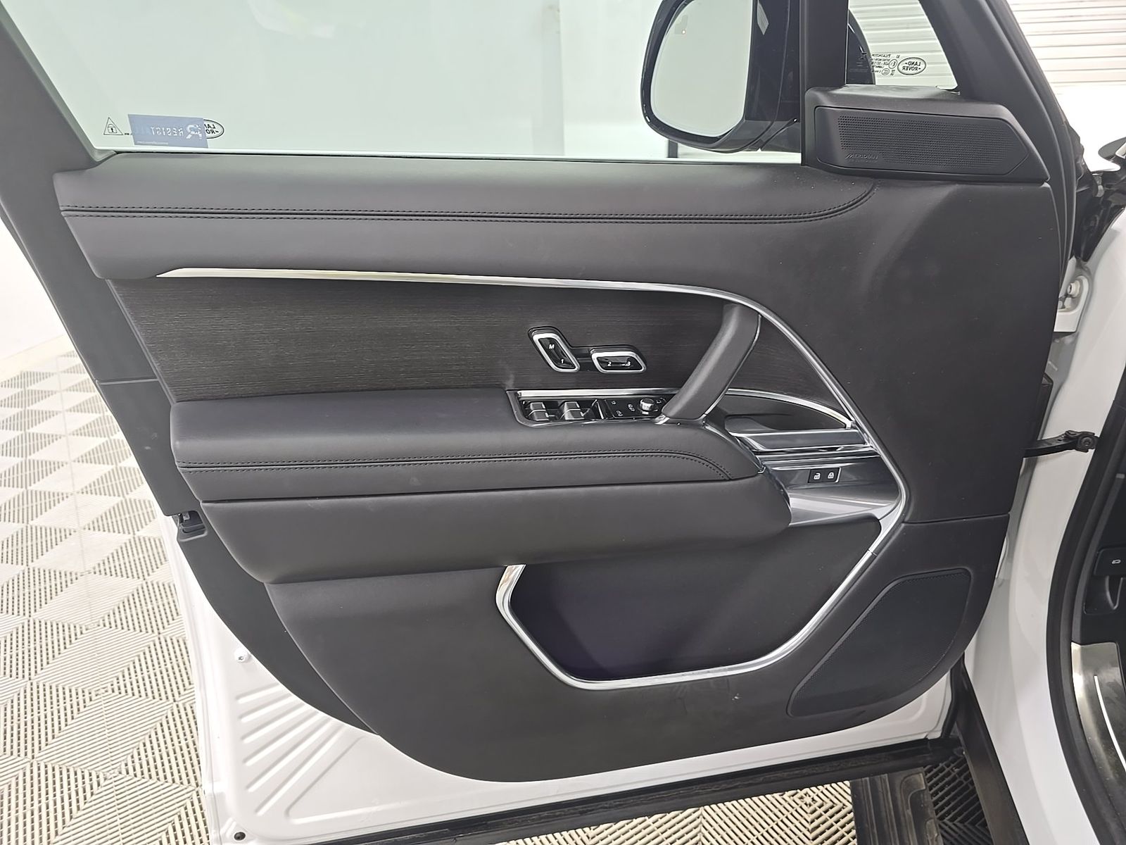 LAND ROVER RANGE ROVER - 10