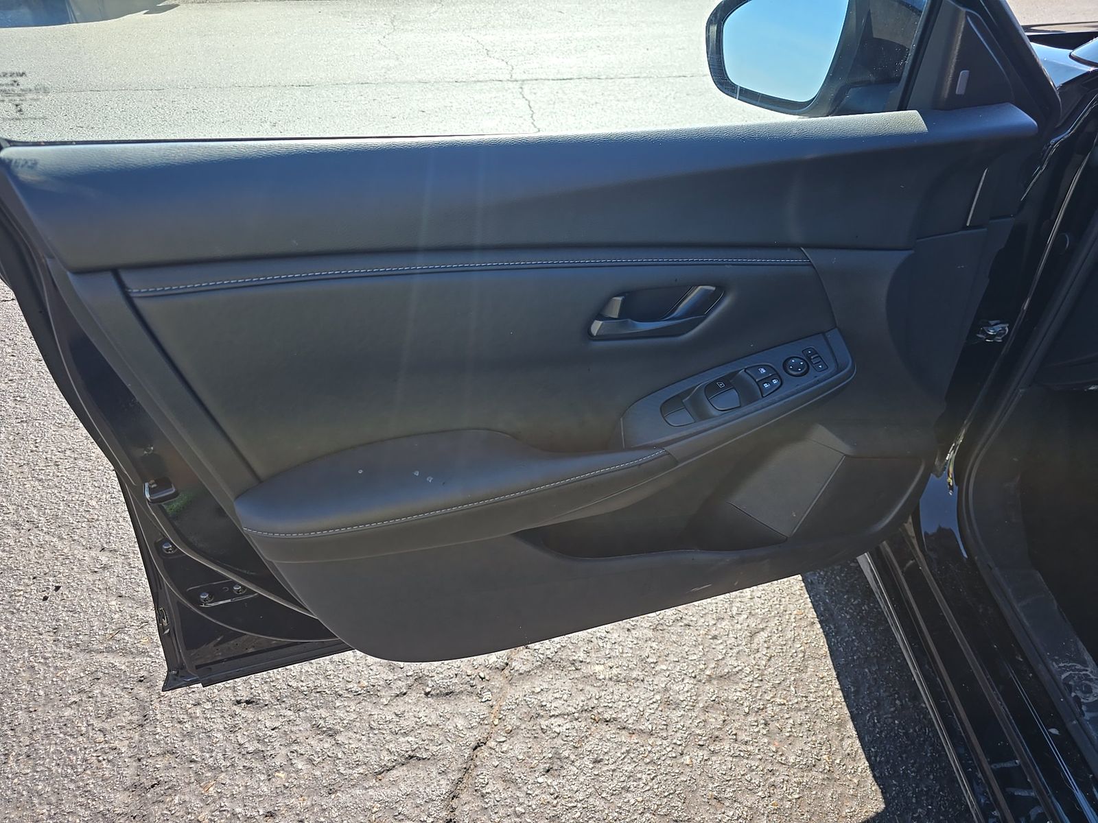 NISSAN SENTRA - 4