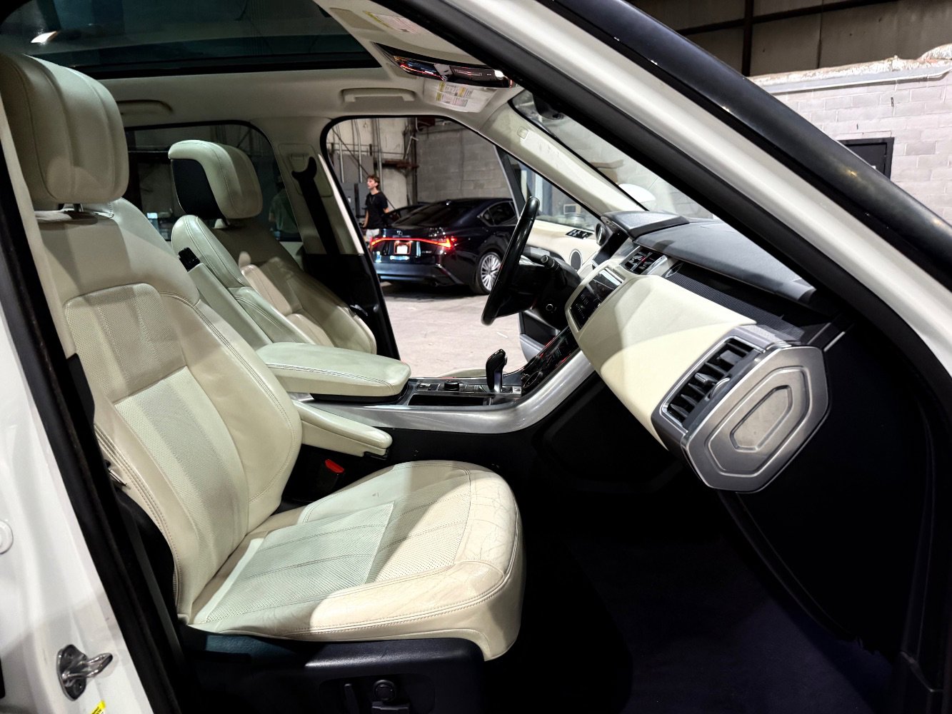 2020 Land Rover Range Rover Sport HSE AWD
