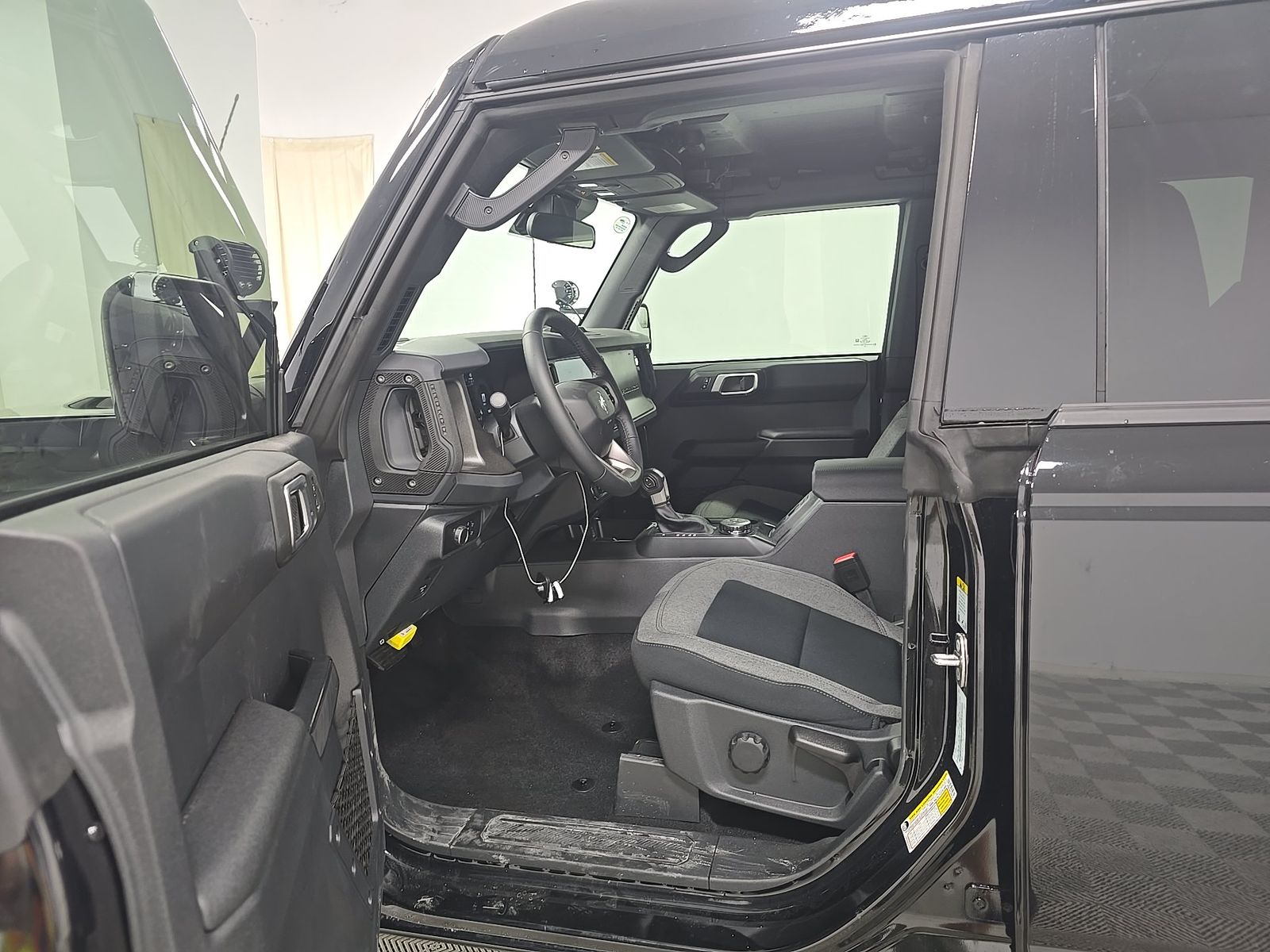 FORD BRONCO - 8