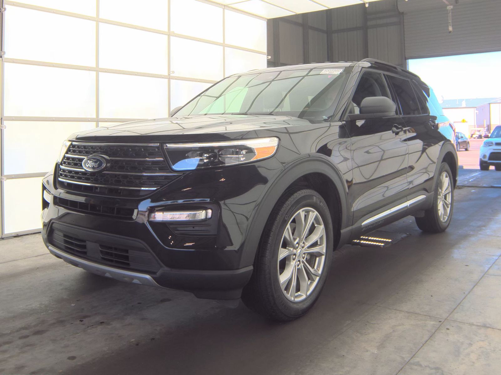 FORD EXPLORER - 1