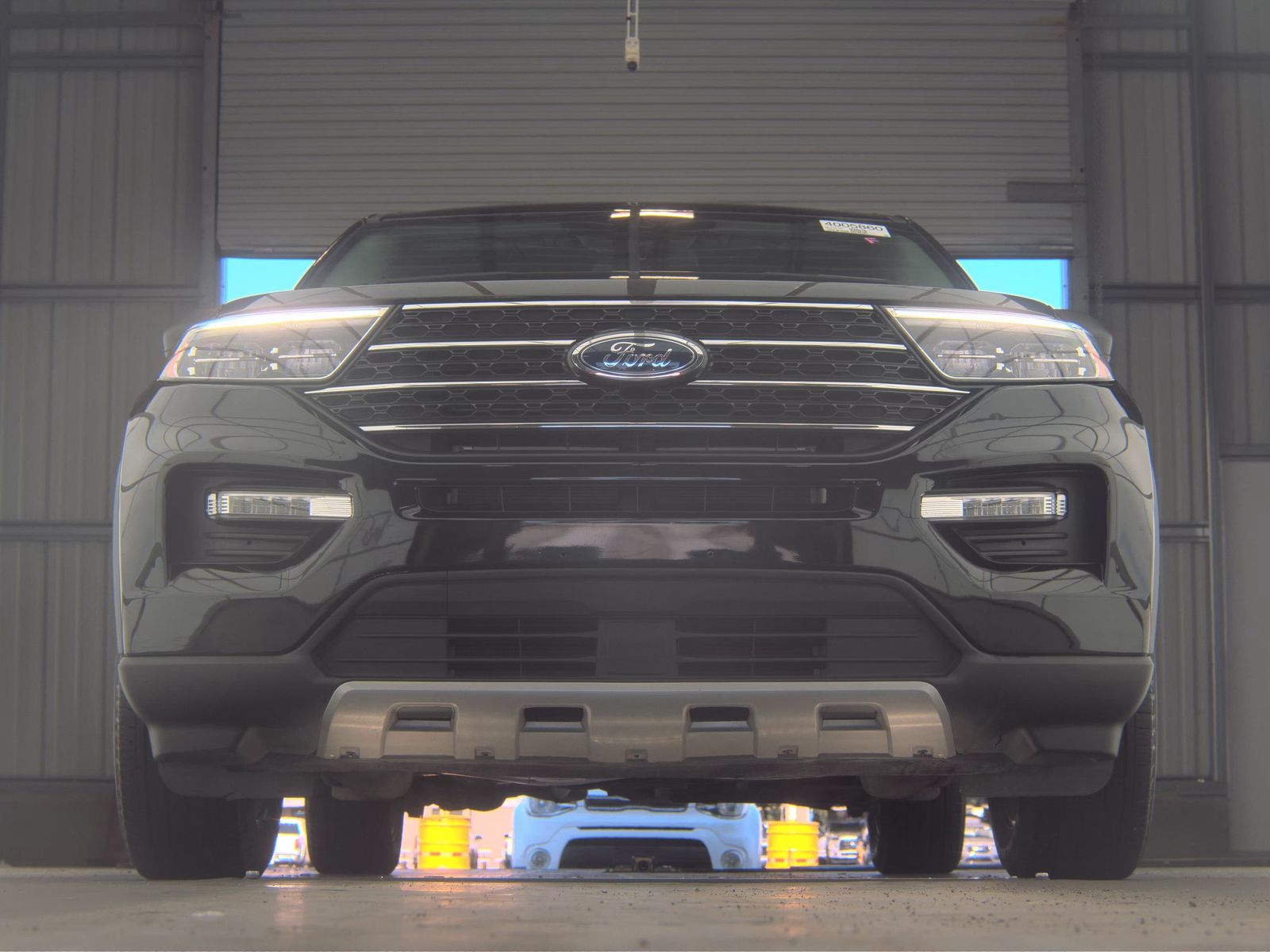 FORD EXPLORER - 4
