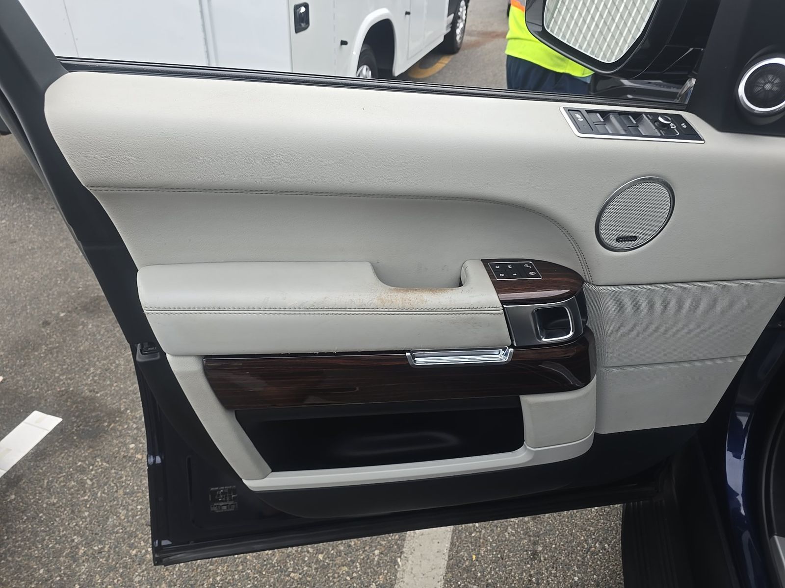 LAND ROVER RANGE ROVER - 10