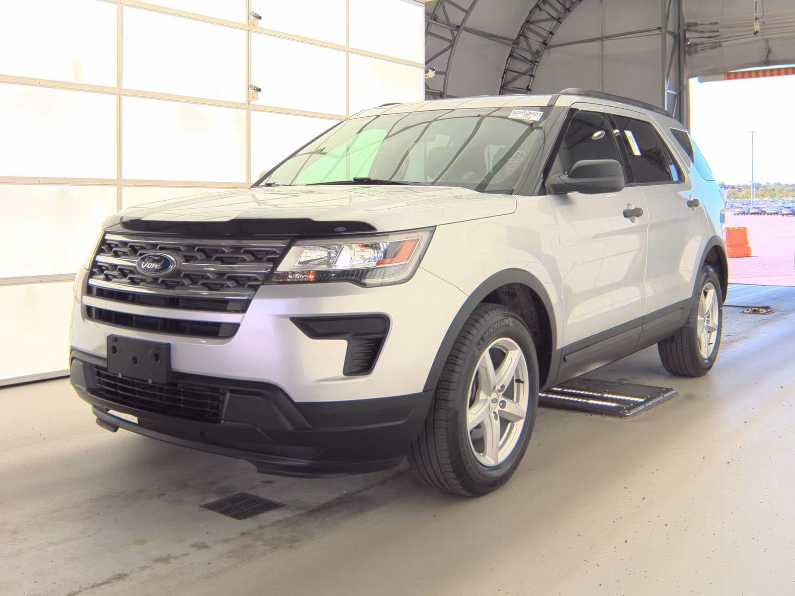 FORD EXPLORER - 1