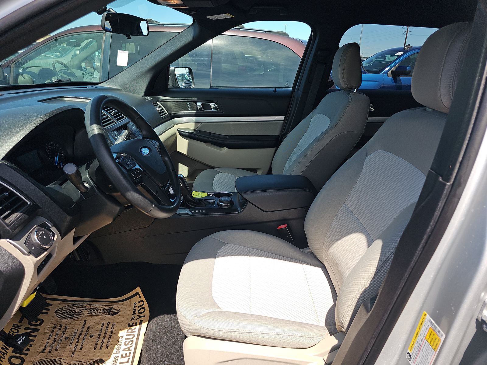FORD EXPLORER - 8