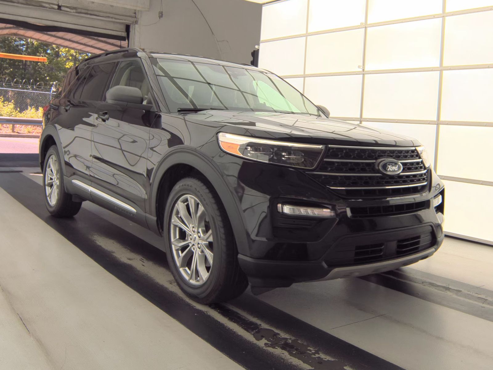 FORD EXPLORER - 5