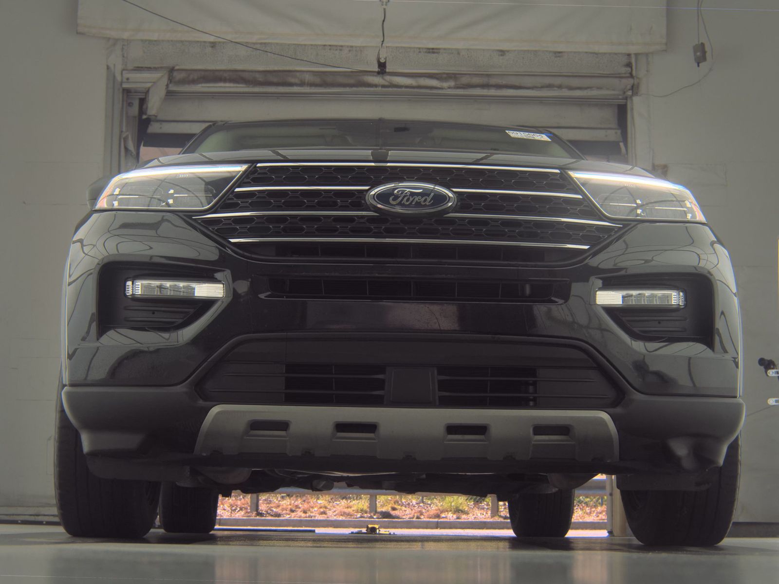 FORD EXPLORER - 4